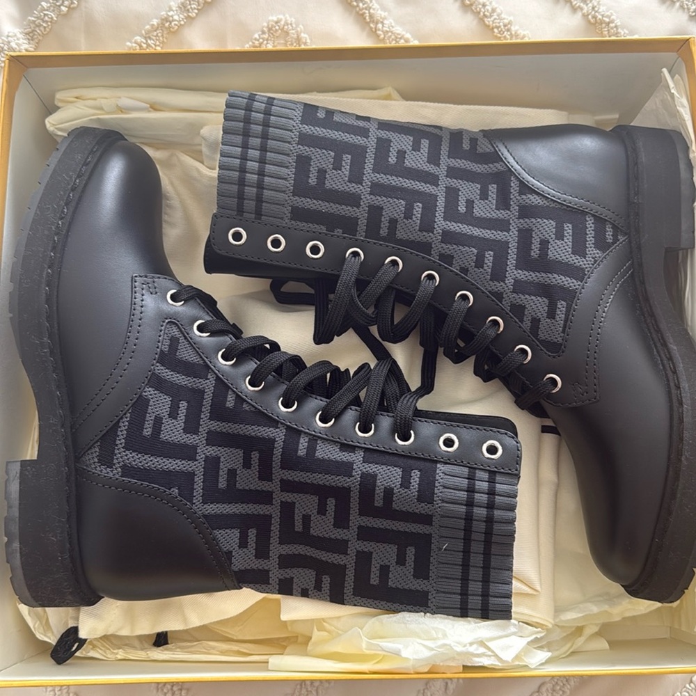 FENDI Boots Rockoko style